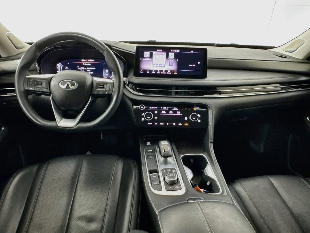 Certified Used 2022 Silver INFINITI LUXE image 29