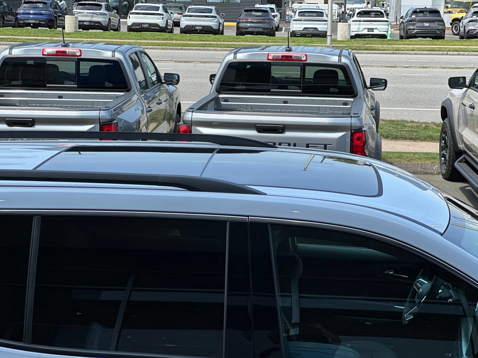 New 2027 Polar White Tricoat Chevrolet LT with Sun and Wheel Package - Exotex Seating image 5