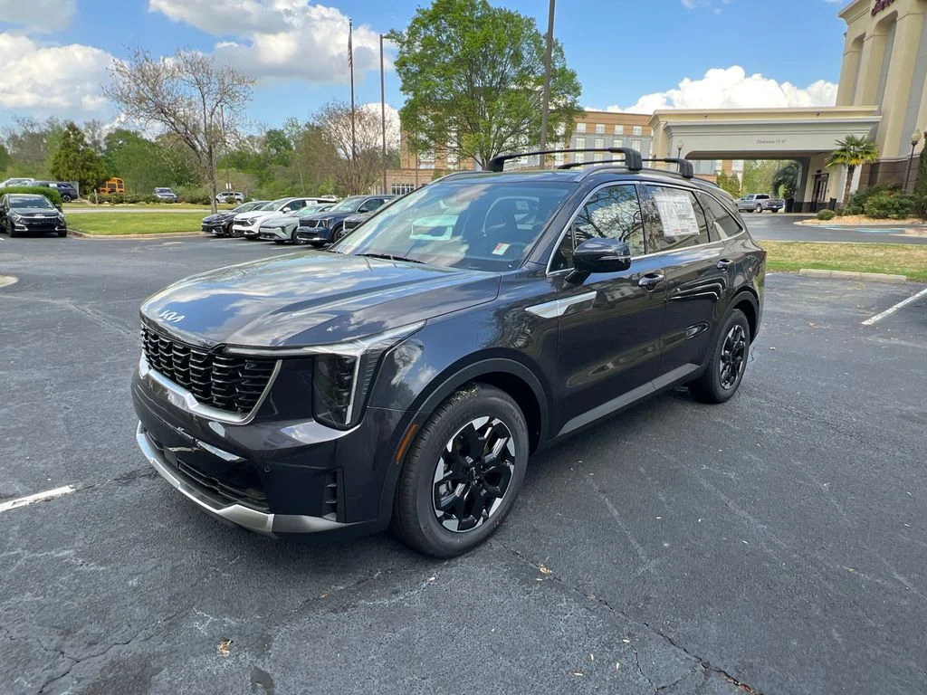 2025 Kia Sorento S - Photo 7