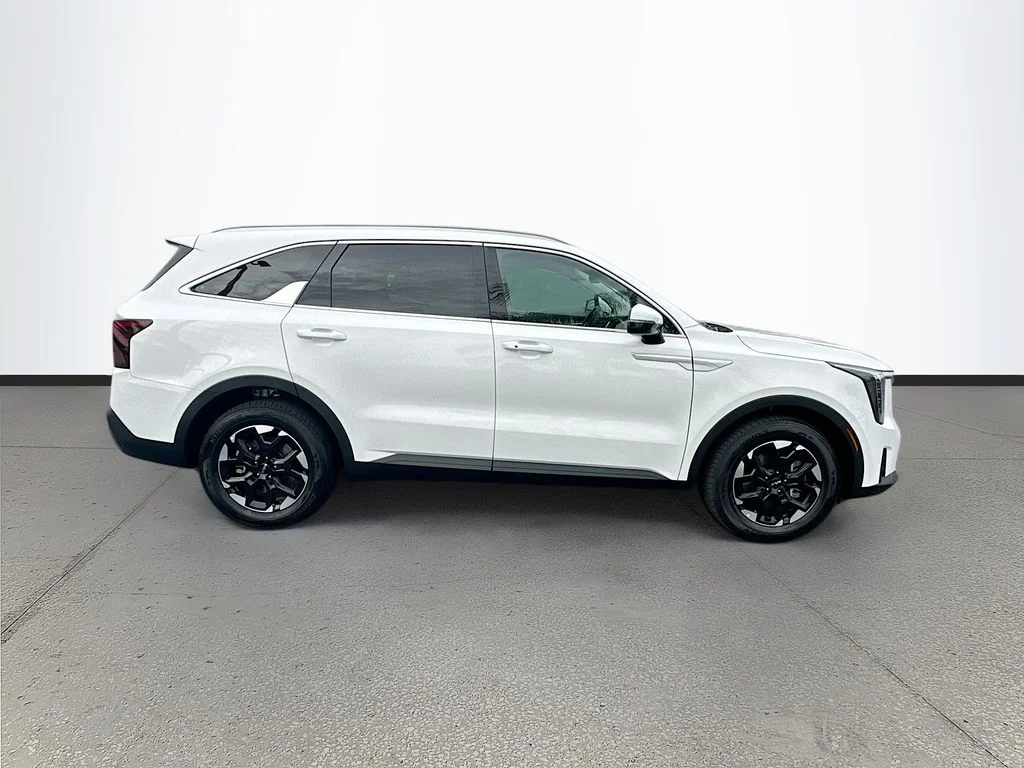 2026 Kia Sorento S - Photo 8