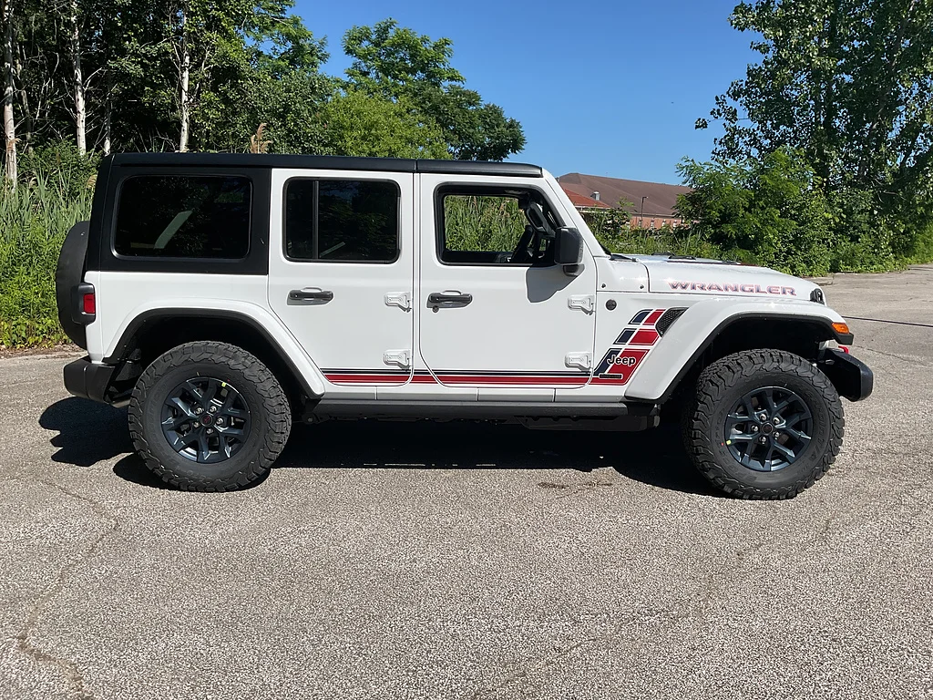 New 2026 Bright White Clearcoat Jeep 4-Door Willys 