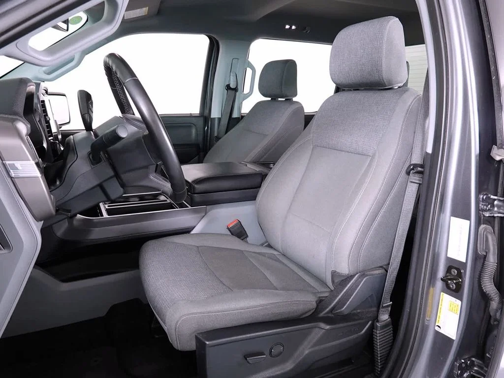 Used 2024 Gray Metallic Ford XLT image 12