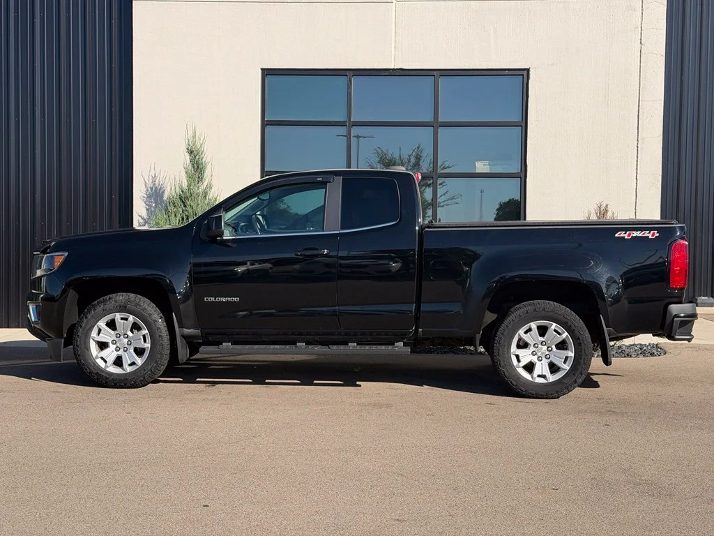 Used 2016 Black Chevrolet LT image 2