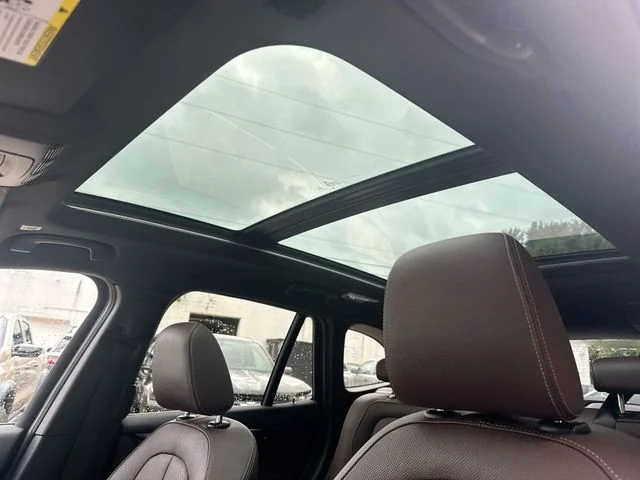 Used 2018 Black BMW sDrive28i image 21