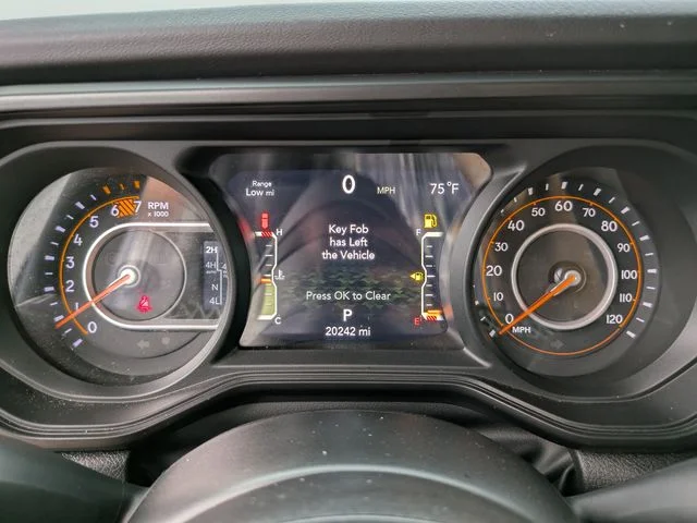Used 2025 White Jeep Rubicon X image 31