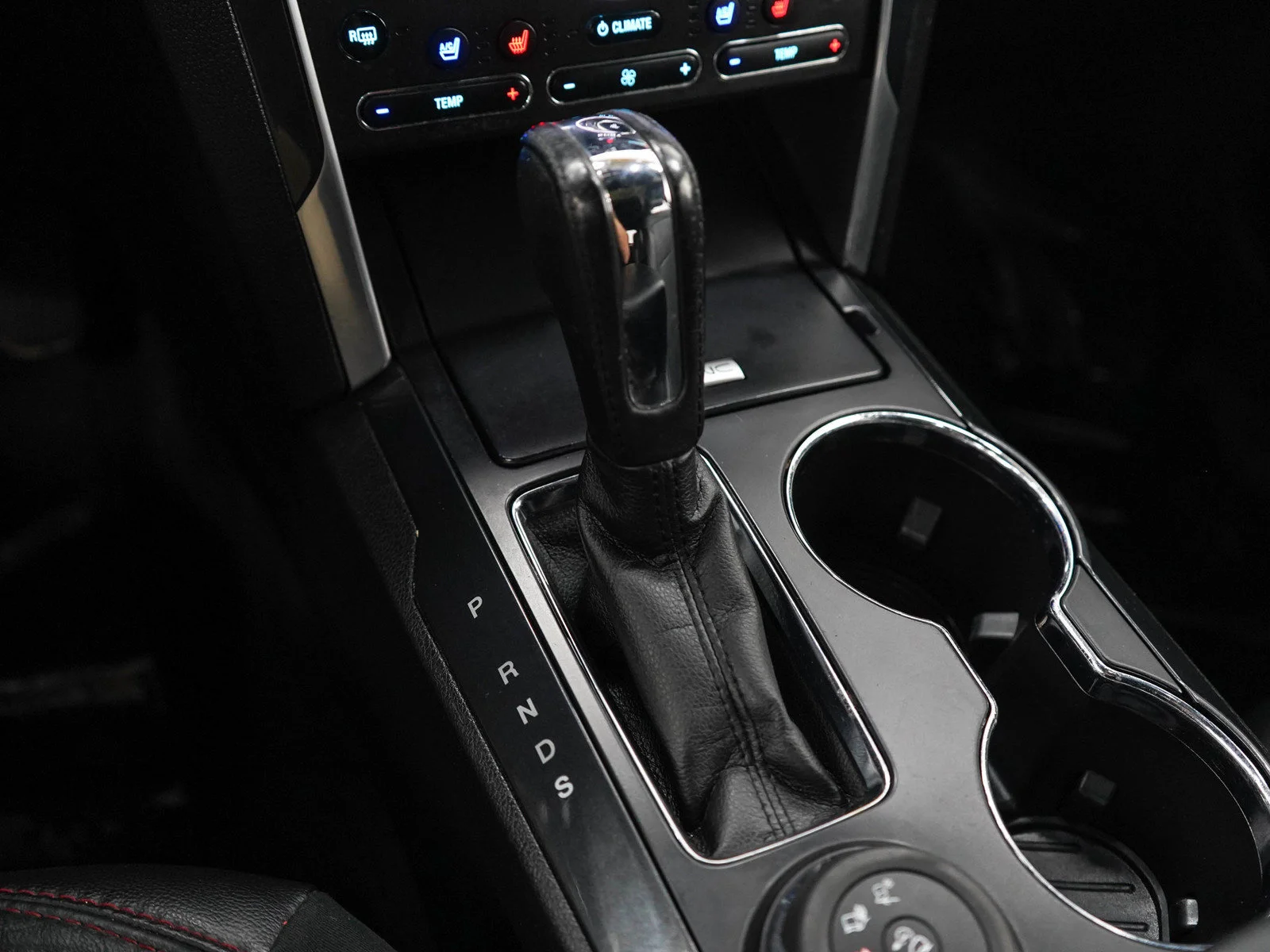 Used 2017 Quartz Metallic Ford Sport image 24