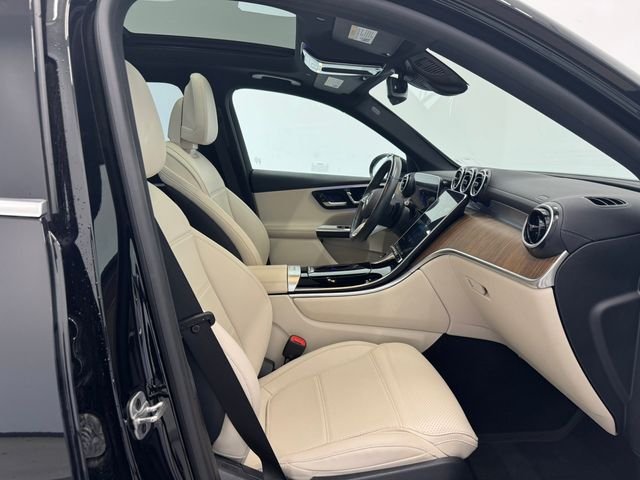 Certified Used 2024 Black Mercedes-Benz GLC 300 image 17