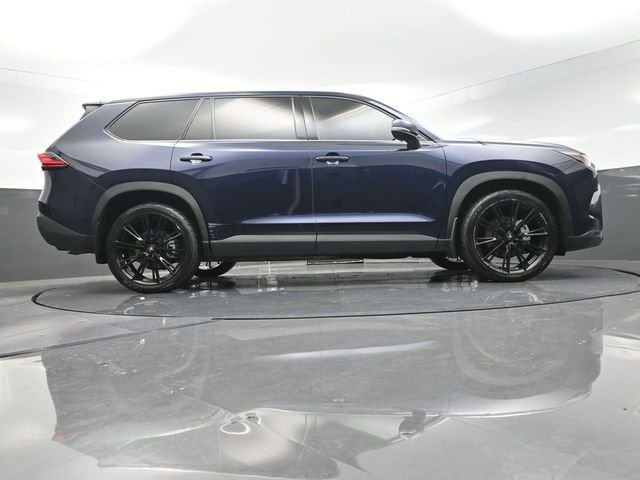 Used 2024  Toyota XLE image 41