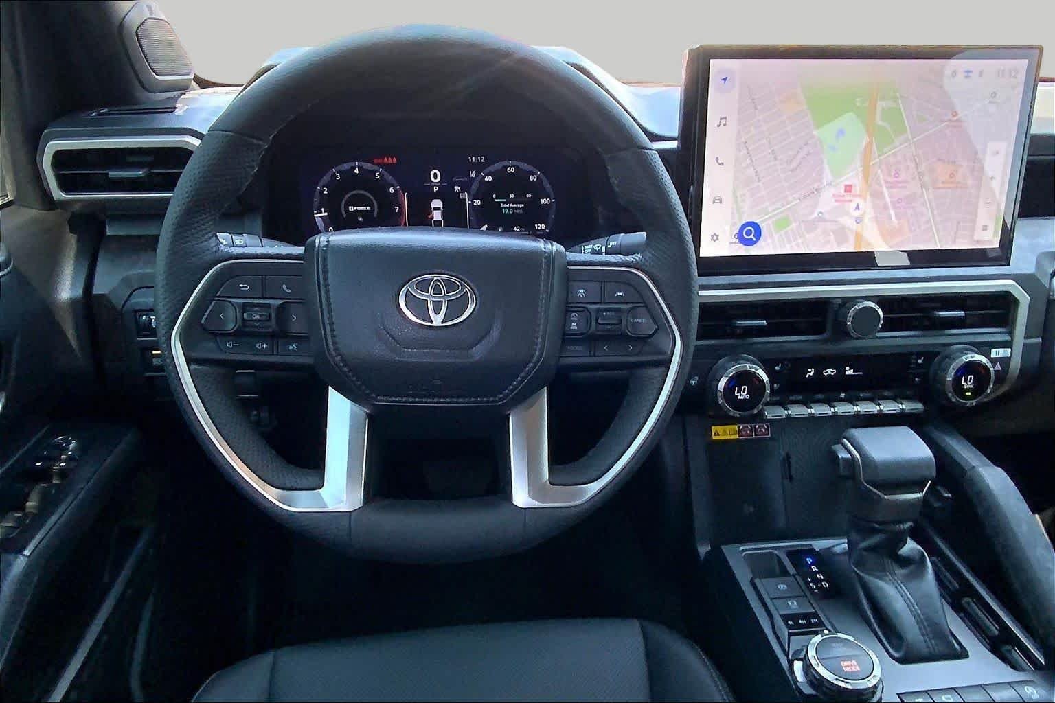 Used 2025 Wind Chill Pearl Toyota Limited image 6