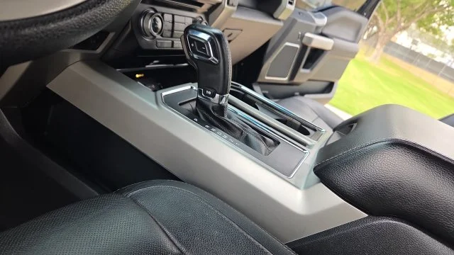 Used 2015 Black Ford  image 11