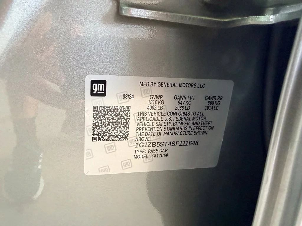 Used 2025 Gray Chevrolet LT image 38