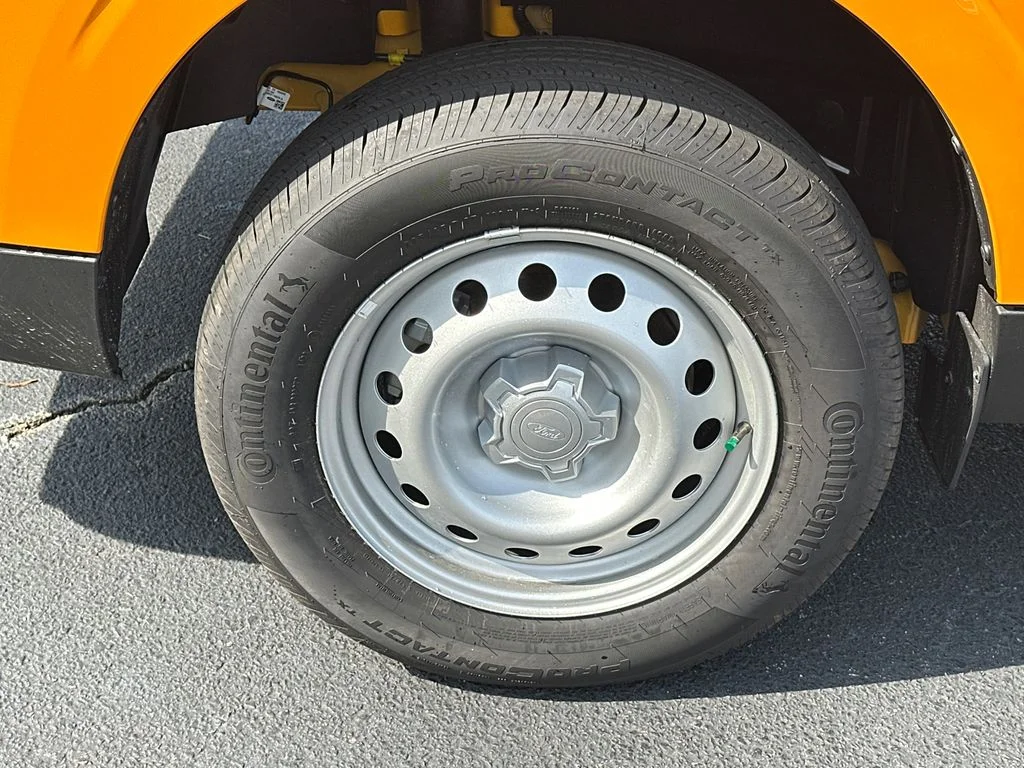Used 2026 Orange Ford XL image 17
