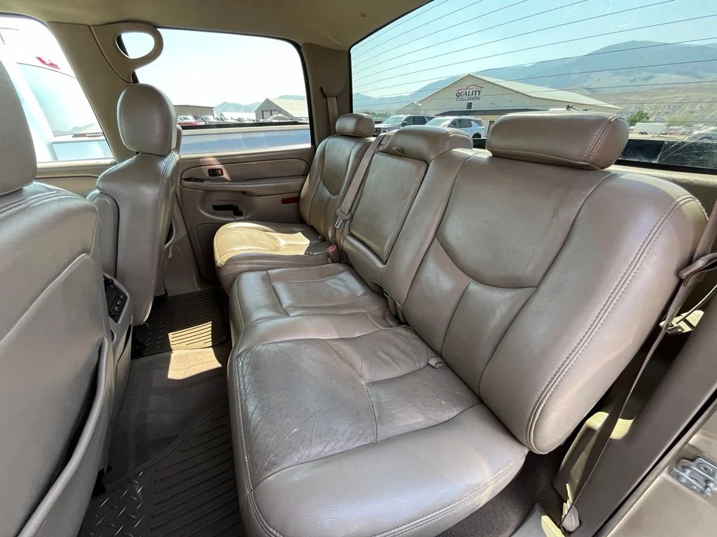 Used 2005 Beige GMC SLT image 14