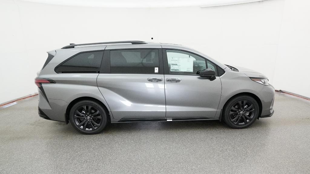 New 2026 Heavy Metal Toyota XSE image 25