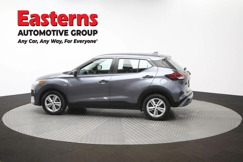 Used 2023 Gray Nissan S image 59