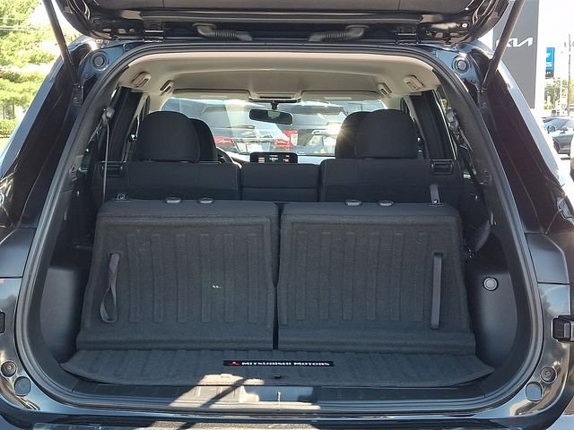 Used 2022 Black Mitsubishi ES image 30