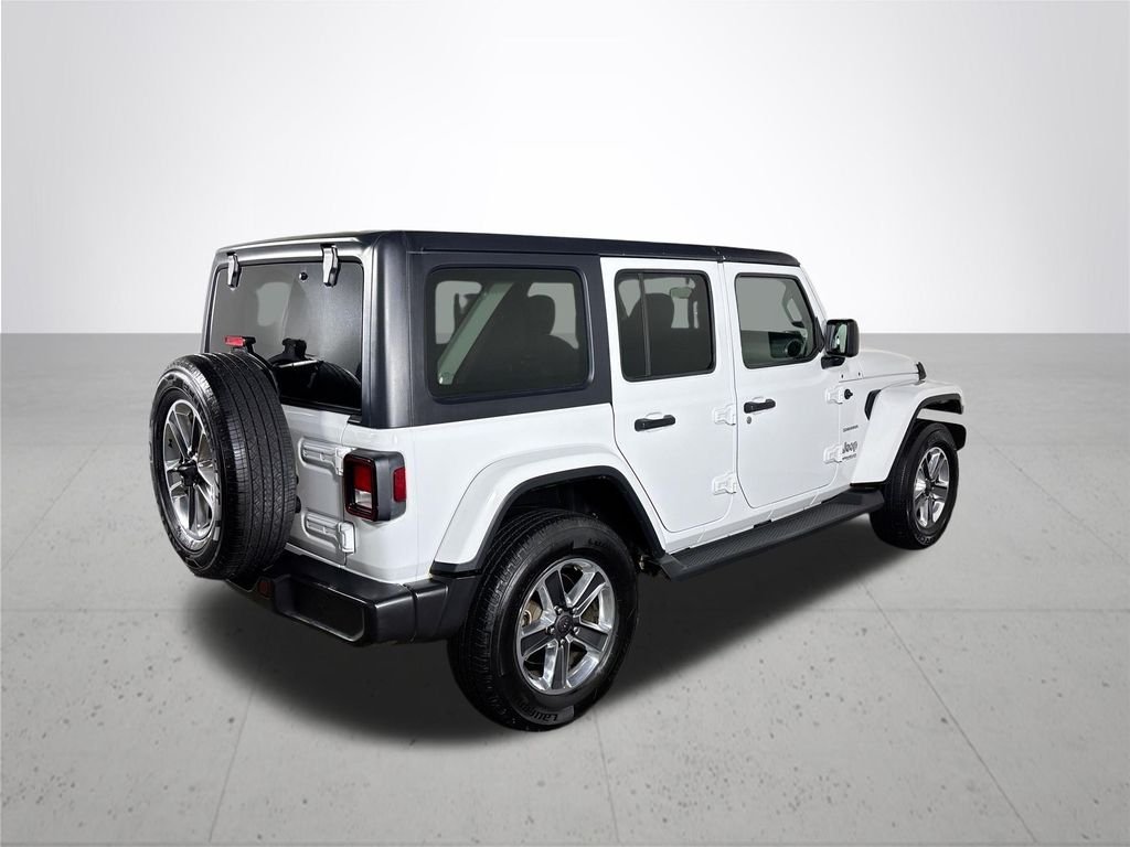 Used 2021 White Jeep Unlimited Sahara image 6