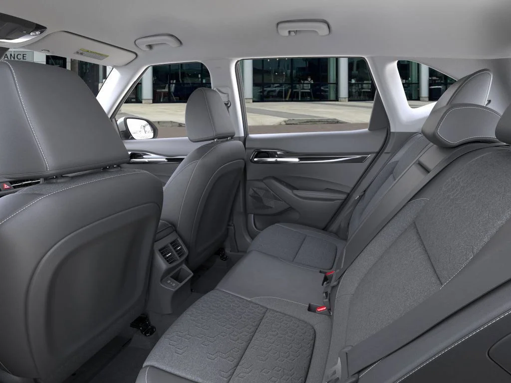 New 2026 Snow White Pearl Kia S image 18