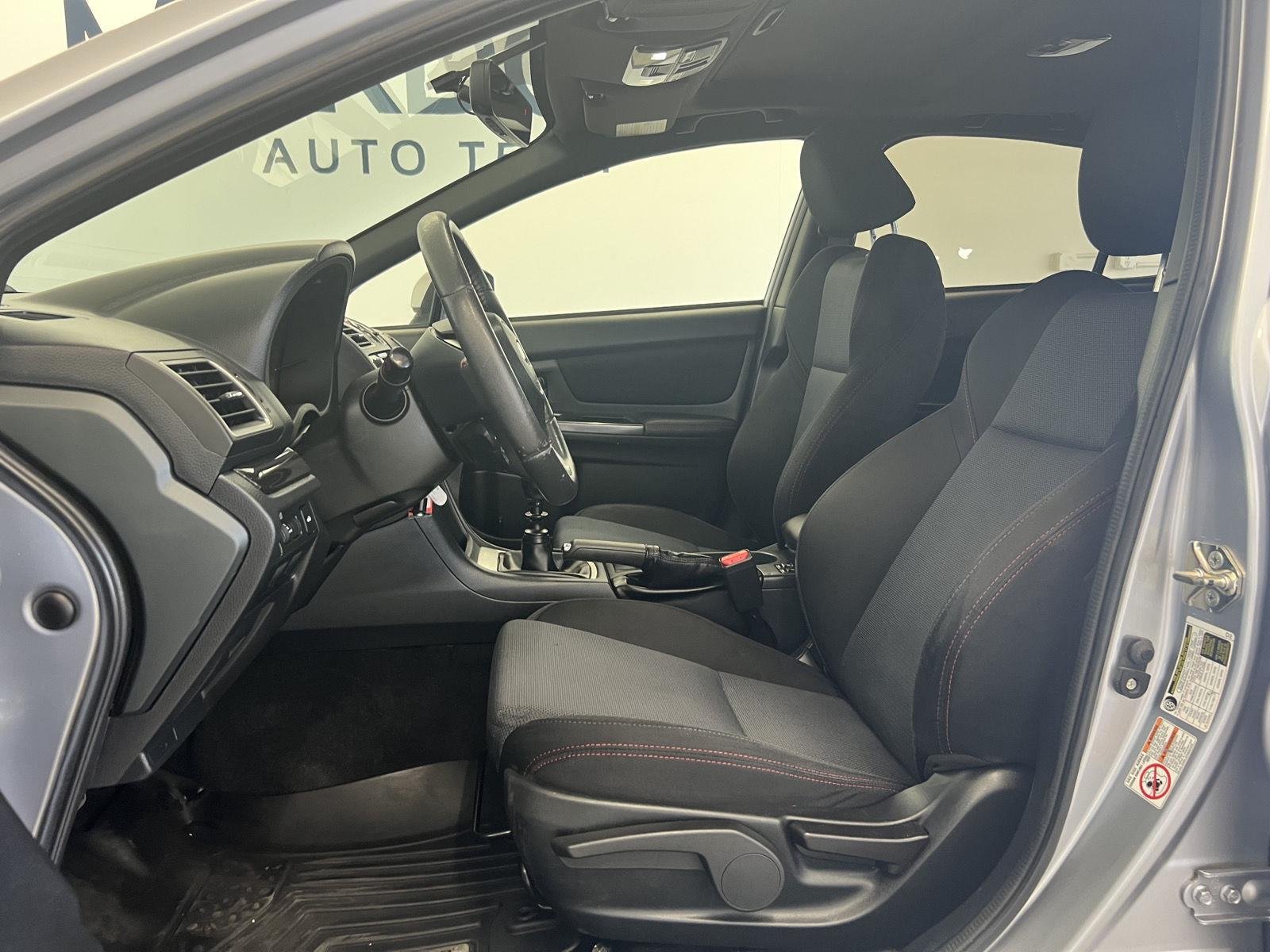Used 2017 Ice Silver Metallic Subaru Premium image 12