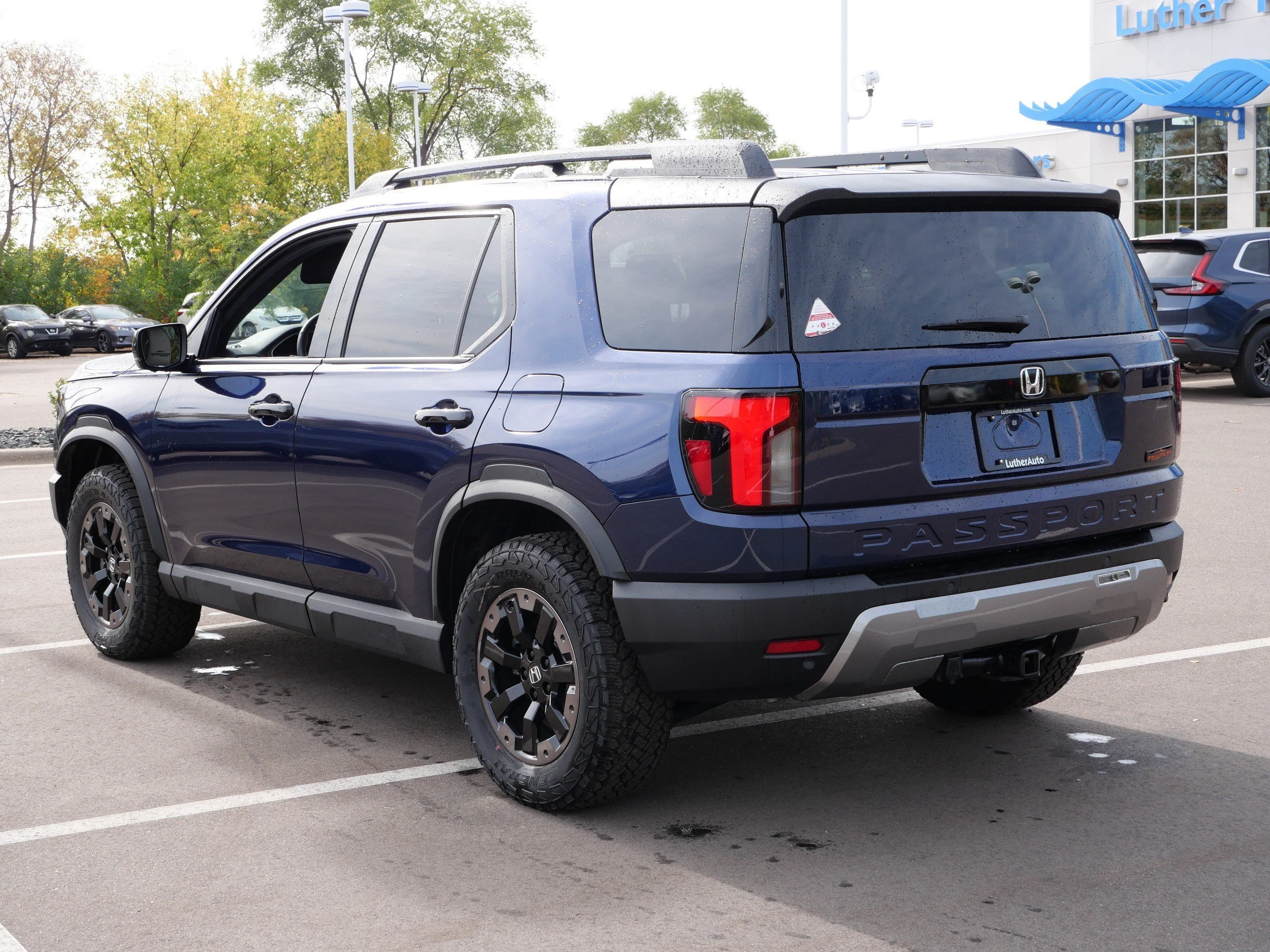 Certified Used 2026 Obsidian Blue Pearl Honda TrailSport Elite image 5