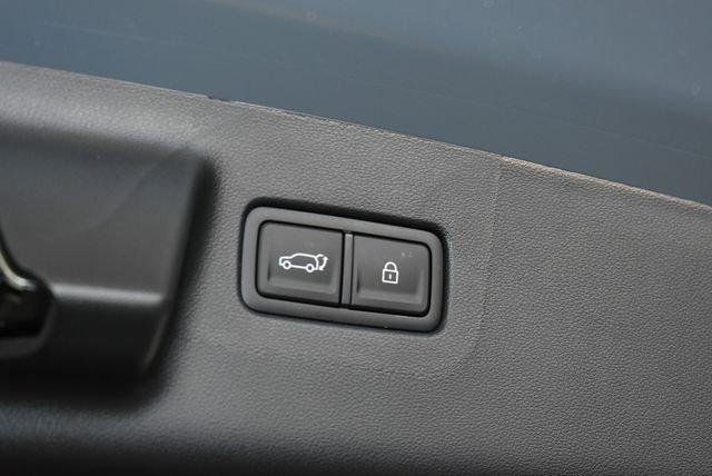 New 2026 Gray Hyundai SEL image 76