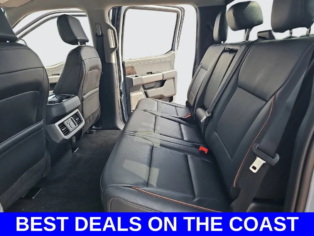New 2026 Glacier Gray Metallic Tri-Coat Ford F-250® Lariat® image 13