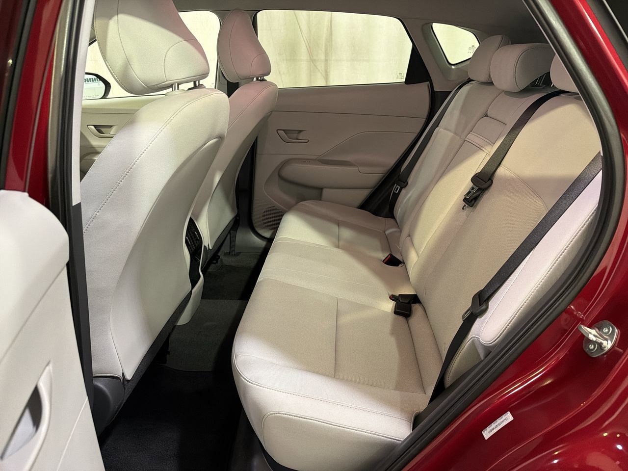 2025 Hyundai Kona SEL - Photo 18