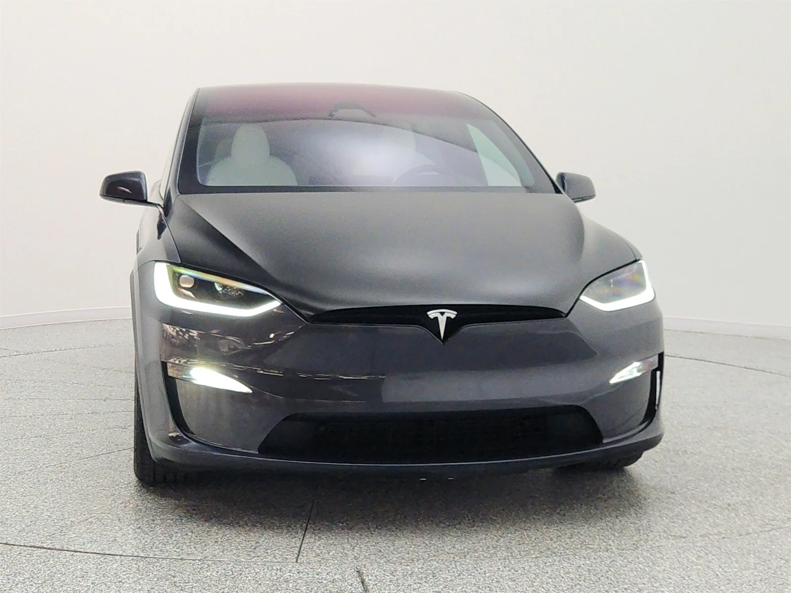 Used 2024 Stealth Grey Tesla AWD image 2