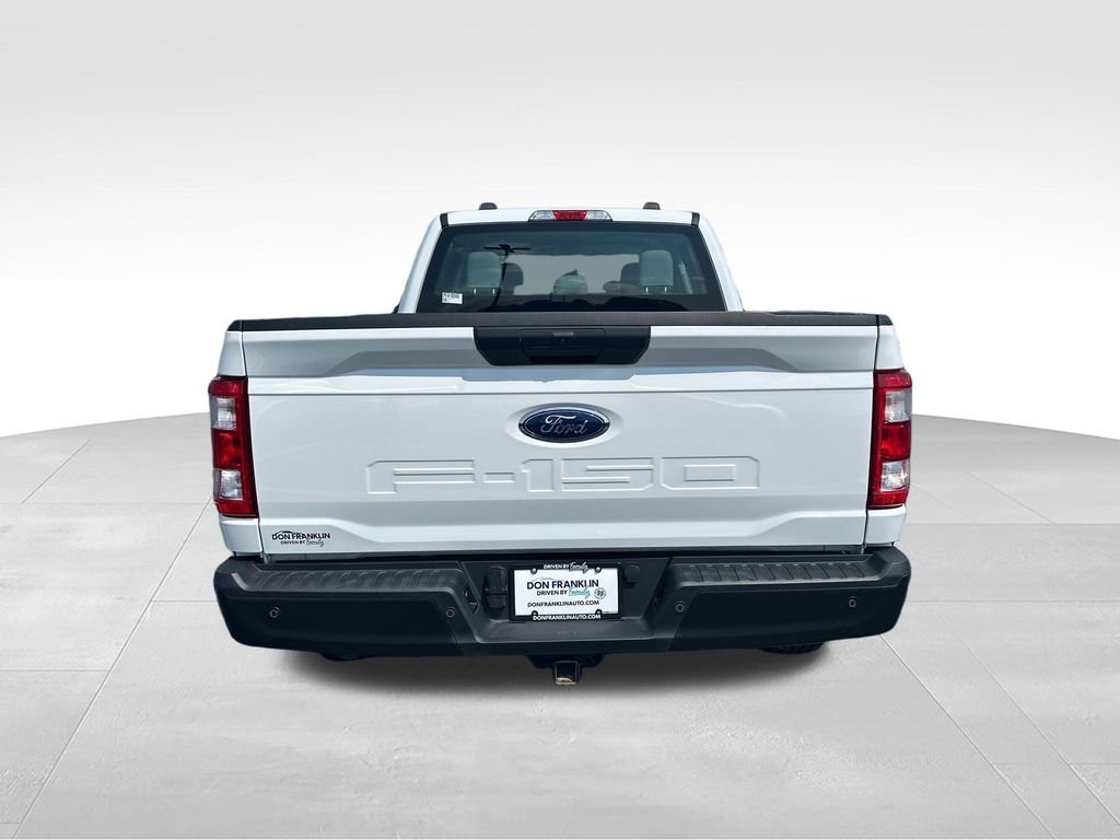 Used 2023 White Ford XL image 4