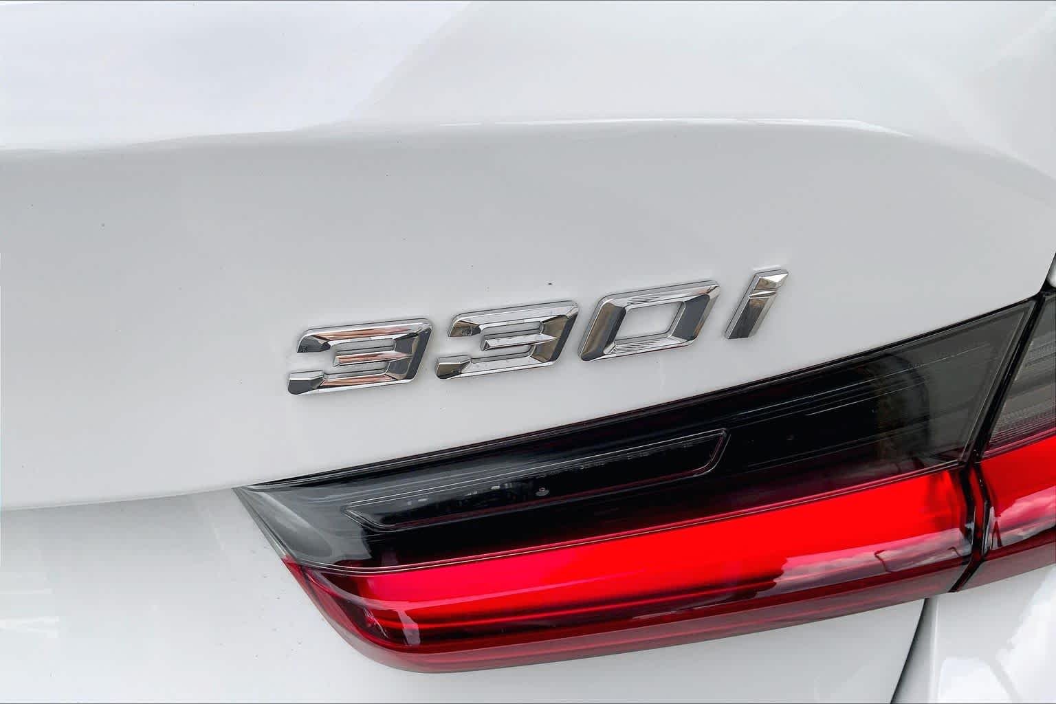 Used 2026 Alpine White BMW 330i NA xDrive image 30