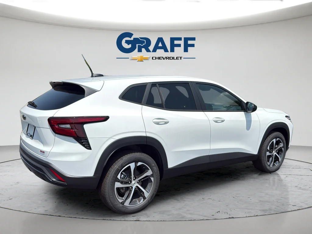 2026 Chevrolet Trax RS - Photo 8