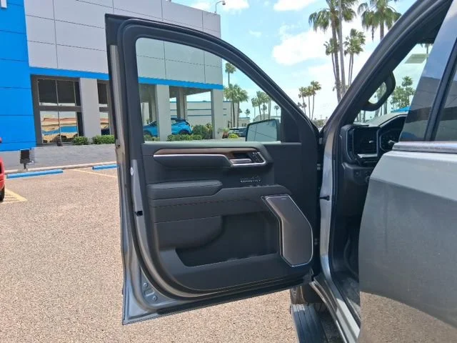 2026 Chevrolet Silverado 1500 High Country - Photo 17