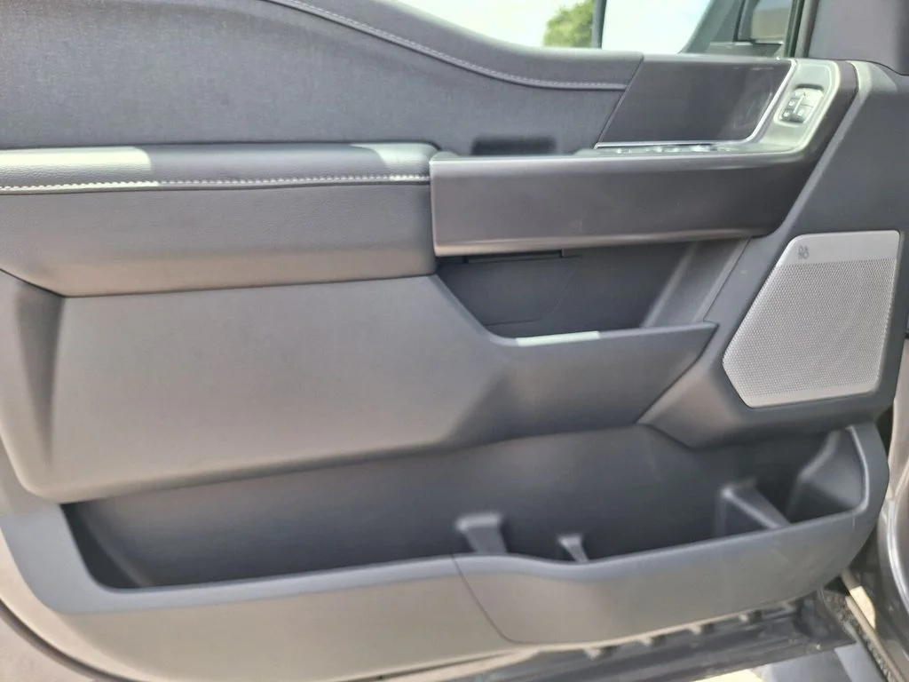 New 2026 Gray Ford Lariat image 24