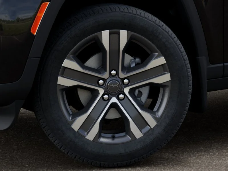 New 2027 High-Gloss Black Paint Jeep Limited image 8
