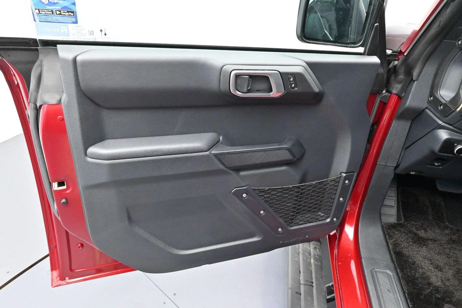 Used 2026 Ruby Red Metallic Tinted Clearcoat Ford Badlands image 9