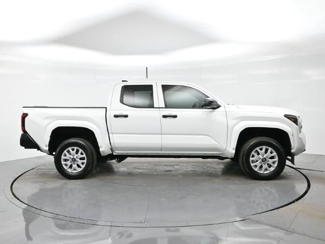 Used 2024 Ice Cap Toyota SR image 8