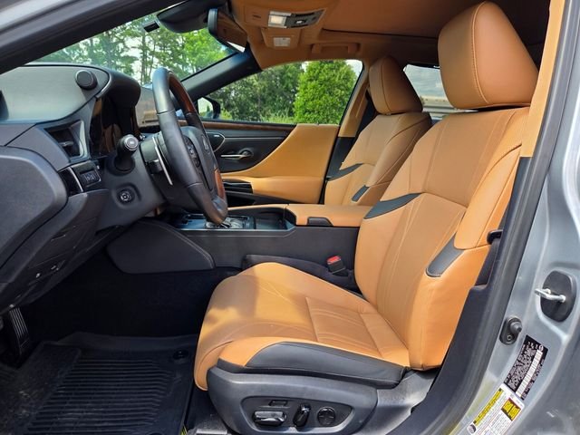 Certified Used 2025 Silver Lexus 350 Ultra Luxury image 9