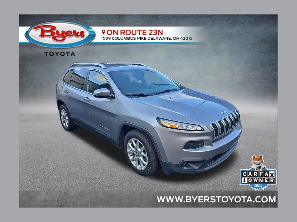 Used 2017 Billet Silver Metallic Jeep Latitude image 1
