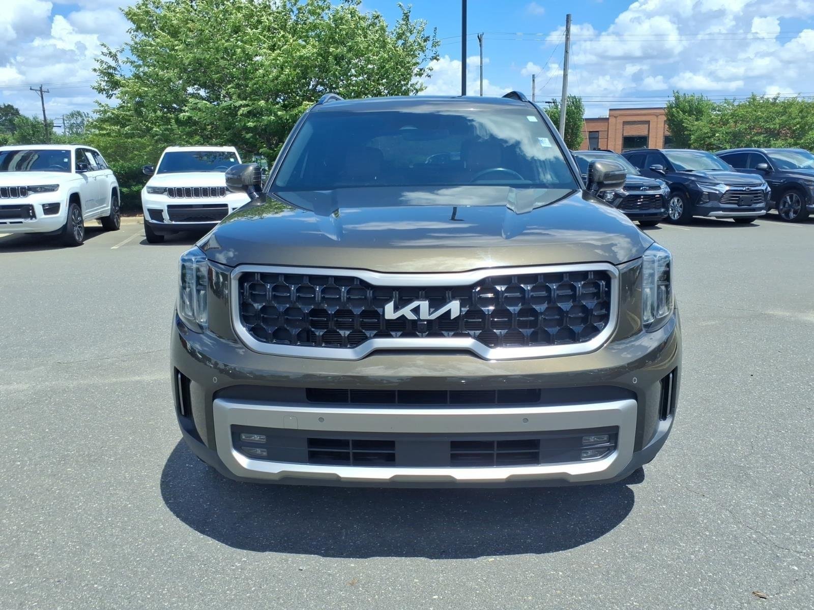 Used 2023 Dark Moss Kia SX X-Line image 15
