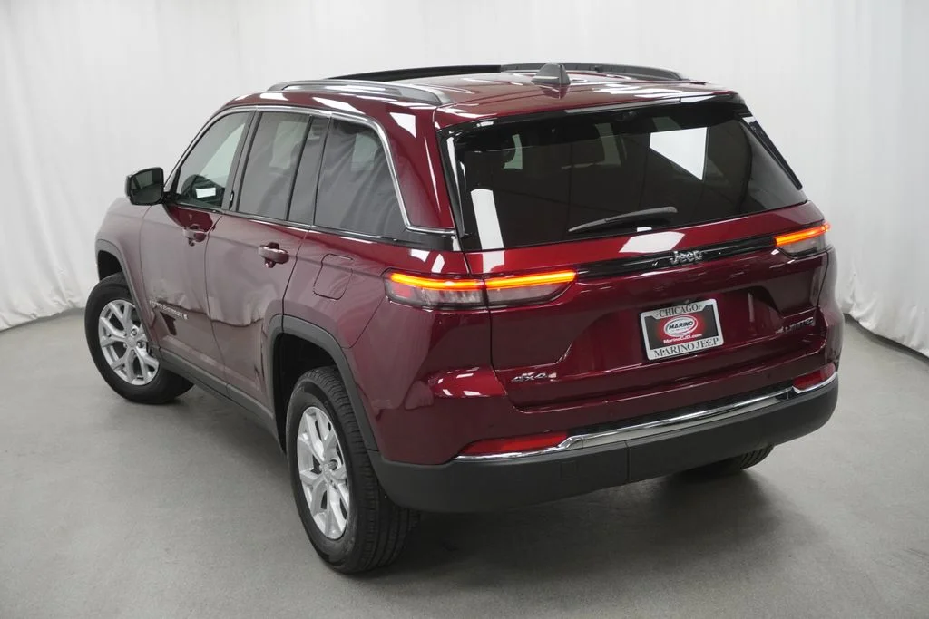 Used 2024 Red Jeep Limited image 12