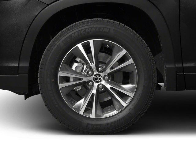 Used 2017 Predawn Gray Mica Toyota LE Plus image 13