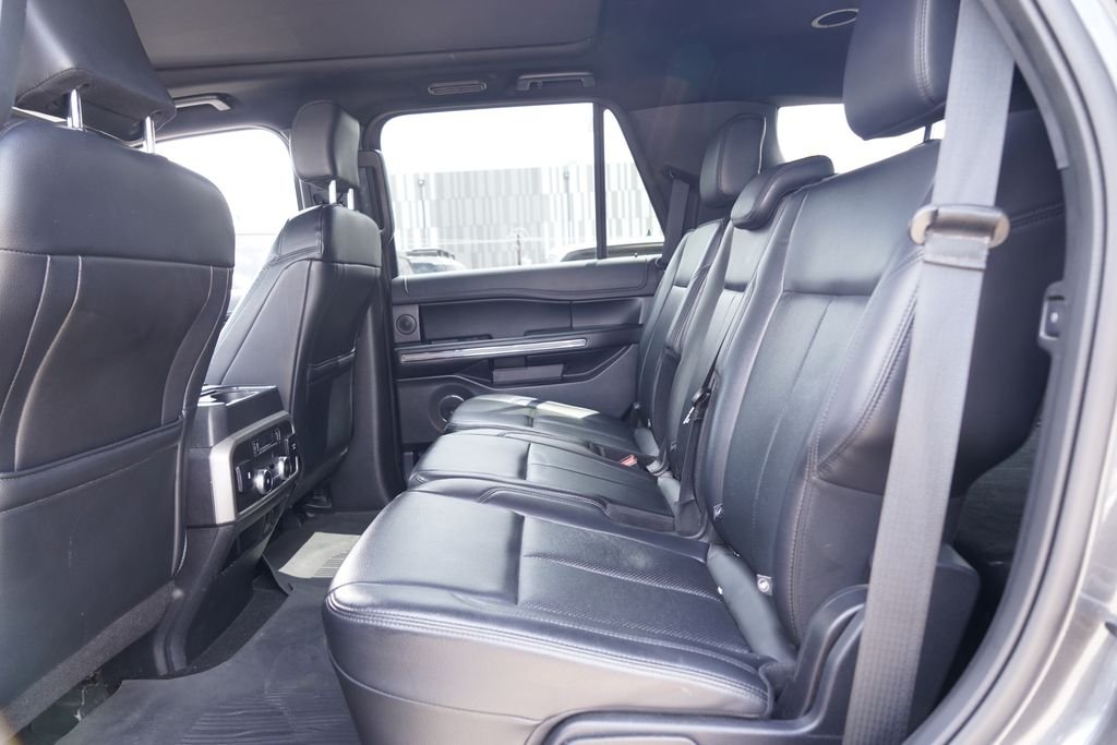 Used 2019 Magnetic Ford XLT image 29
