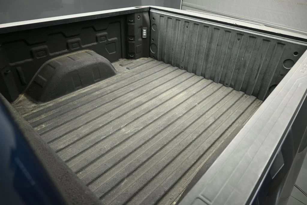Used 2020 Blue Chevrolet LT Trail Boss image 23