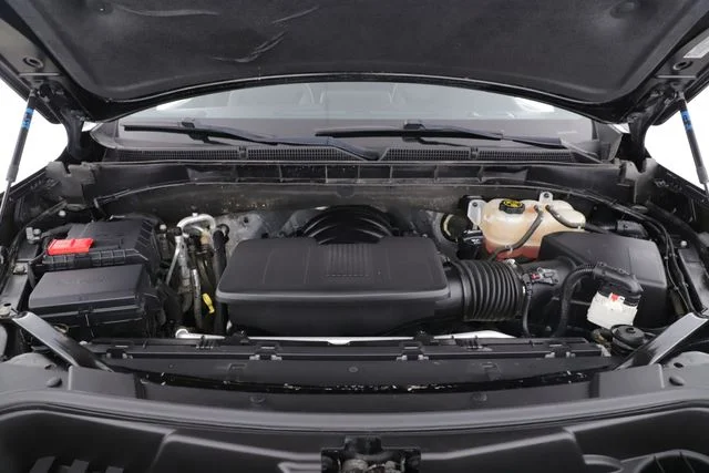 Used 2022 Black GMC SLT image 15
