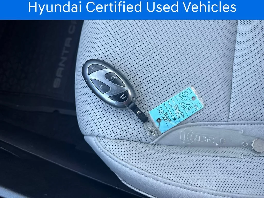 Certified Pre-Owned 2025 Hyundai Santa Cruz Limited