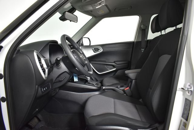 Used 2024 White Kia LX image 30