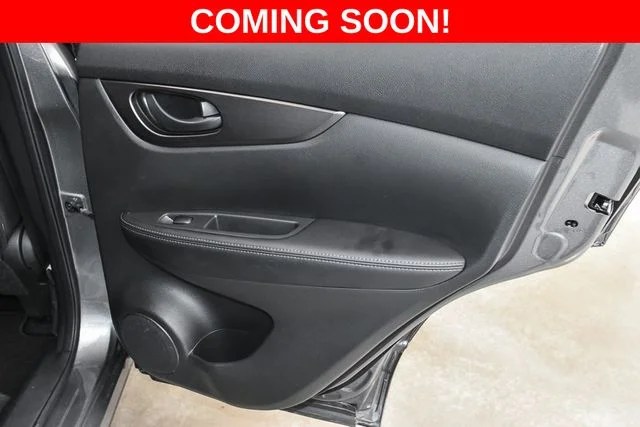 Used 2019 Gray Nissan S image 25