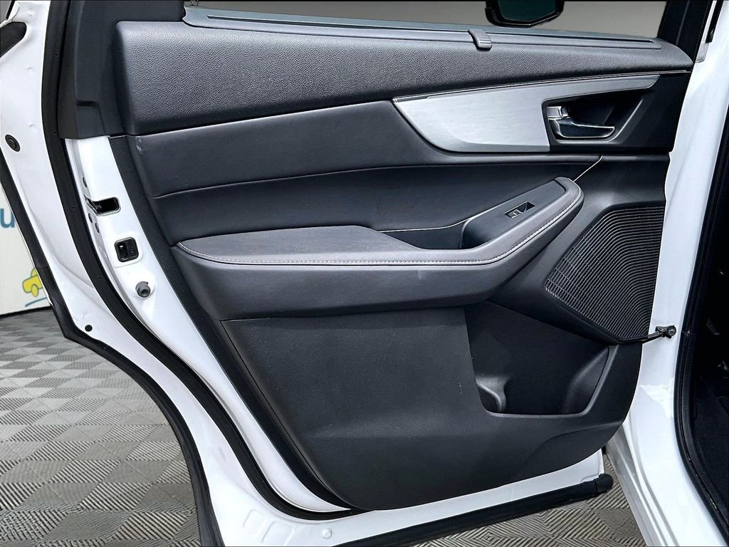 Used 2024 White Acura Technology image 19