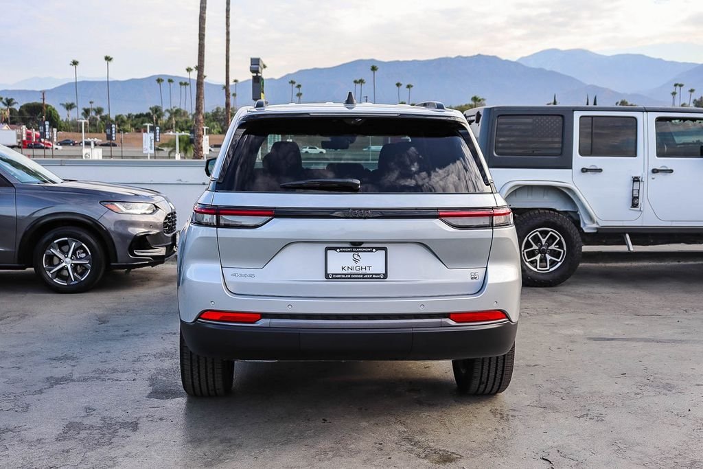 New 2026 Silver Jeep 85th Anniversary Edition image 8