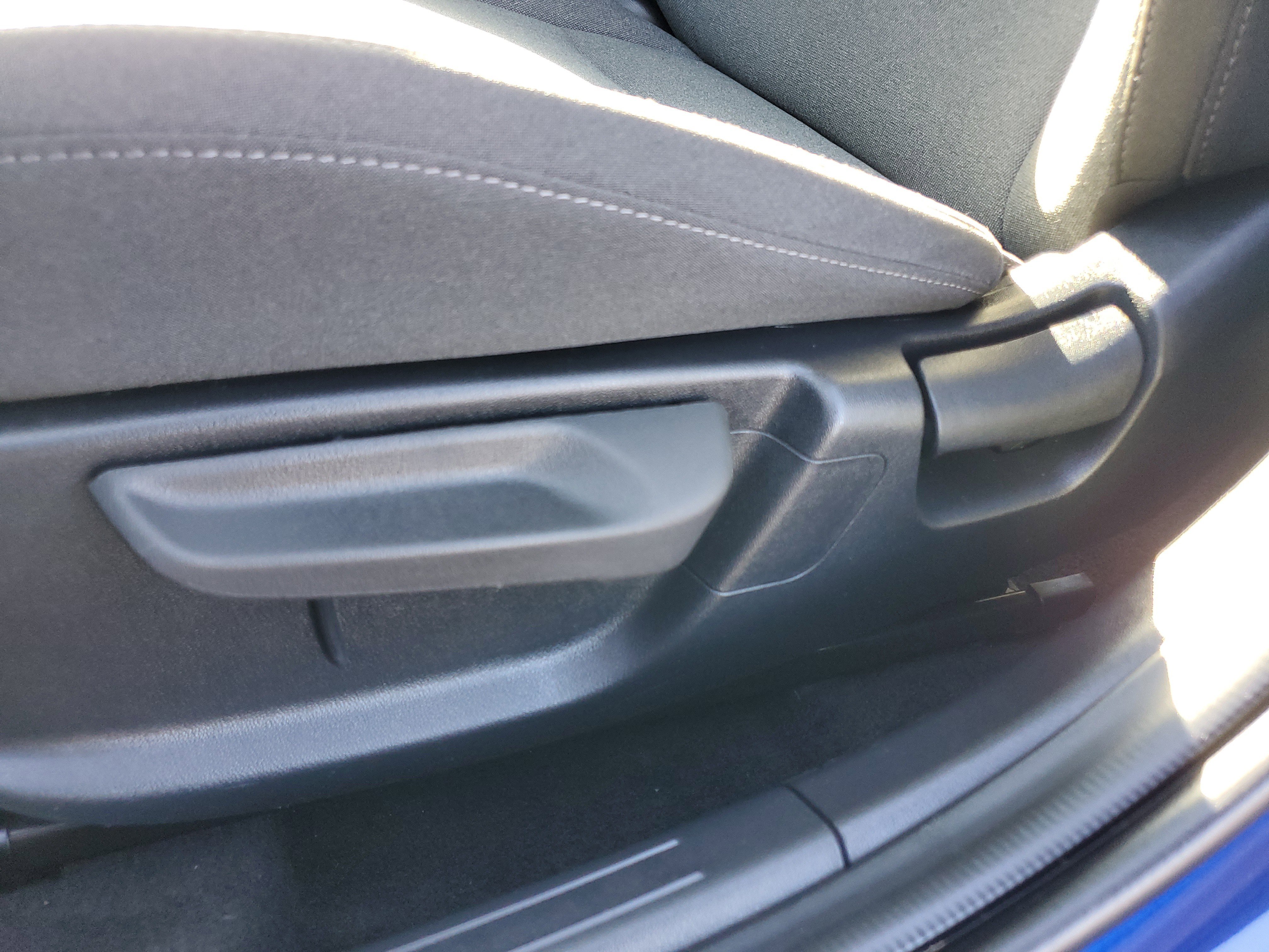 Used 2025 Blue Kia LXS image 12